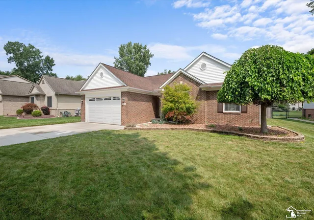 Photo 3 of Sale Pending at 30134 Willow Springs Rd, Flat Rock, MI 48134 | MLS# 50218168 | Listing updated on 2026-08-17