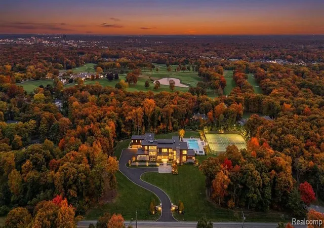 Photo 3 of Land for sale at 32500 Rockridge Ln, Farmington Hills, MI 48334 | MLS# 60931637 | Listing updated on 2026-02-19