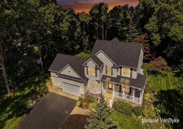 Photo 3 of Single family home for sale at 5133 Brownstone Dr, Rockford, MI 49341 | MLS# 70554290 | Listing updated on 2026-09-18