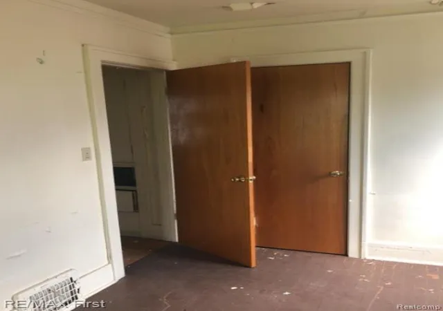 3rd image of 7127 Linsdale St, Detroit, MI 48204 | MLS# 60946336