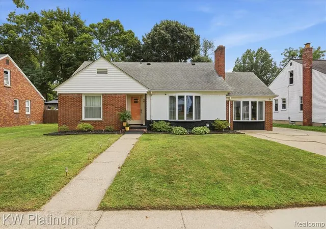 Photo 1 of Sale Pending at 99 High St, Mount Clemens, MI 48043 | MLS# 61021720 | Listing updated on 2026-08-30