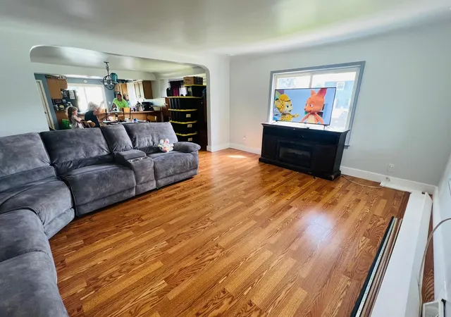 Photo 3 of Sale Pending at 1278 N Pine Rd, Essexville, MI 48732 | MLS# 50186834 | Listing updated on 2025-12-03