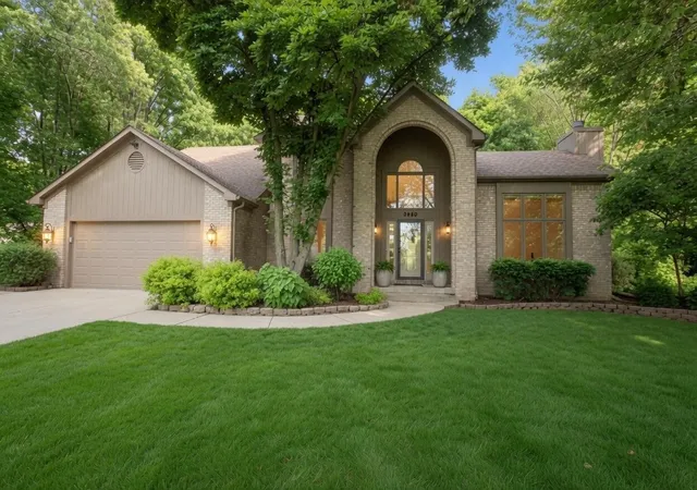Homes for sale in Clarkston, MI | 6985 Springcrest Ct, Clarkston, MI 48346 | MLS# 70536969