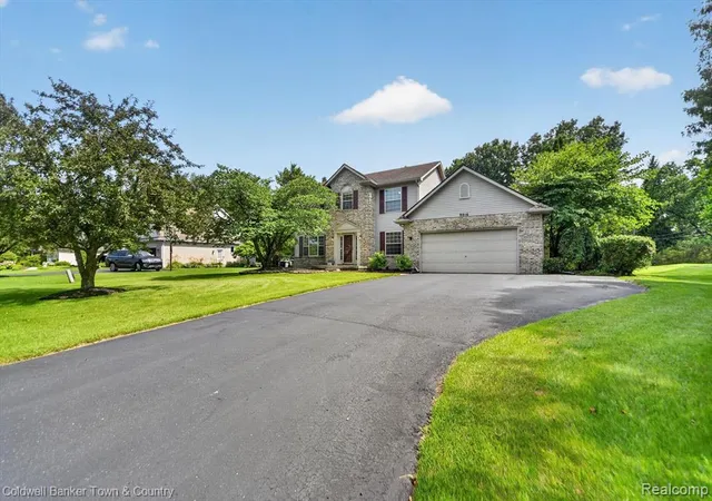 Homes for sale in Brighton, MI | 9016 Hyacinth Wy, Brighton, MI 48116 | MLS# 61008740