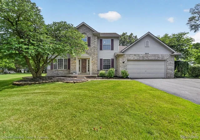 Homes for sale in Brighton, MI | 9016 Hyacinth Wy, Brighton, MI 48116 | MLS# 61008740