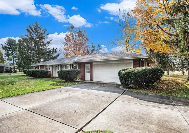 3rd image of 570 Invicta Dr, Niles, MI 49120 | MLS# 70503252