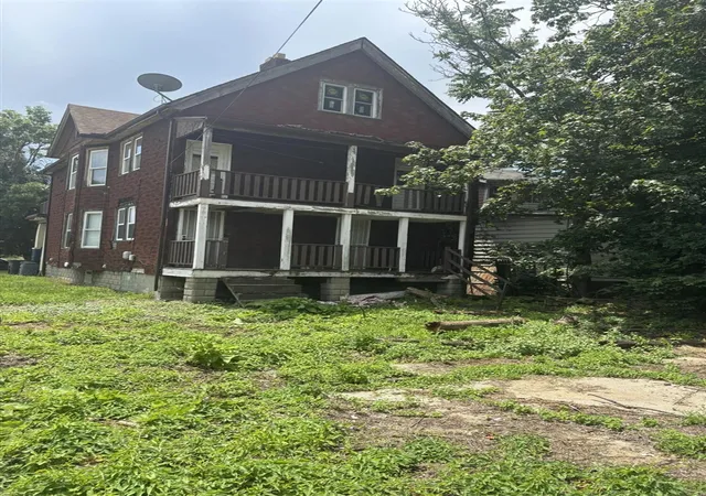 Photo 3 of Sale Pending at 90 North Ave, Highland Park, MI 48203 | MLS# 70546575 | Listing updated on 2026-07-28