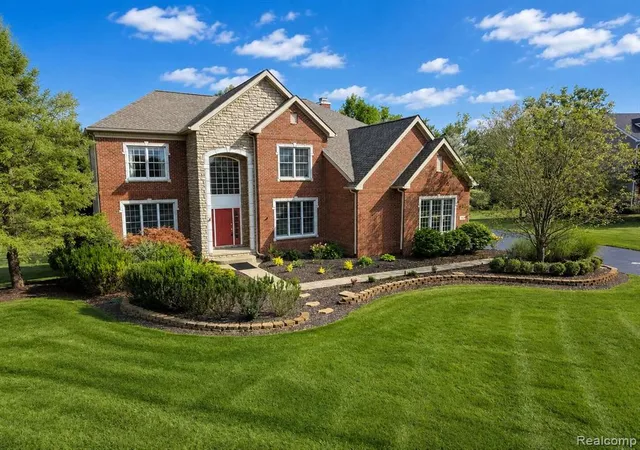 Photo 2 of Single family home for sale at 1968 Scenic Dr, Milford, MI 48380 2029 | MLS# 61023836 | Listing updated on 2026-09-10