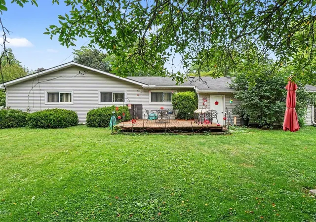 Photo 2 of Single family home for sale at 43 Butternut Ct, Chelsea, MI 48118 | MLS# 70551658 | Listing updated on 2026-09-16