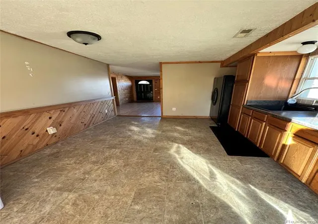 18th image of 2735 Weiss St, Saginaw, MI 48602 | MLS# 60922817