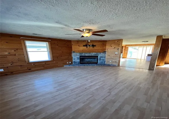5th image of 2735 Weiss St, Saginaw, MI 48602 | MLS# 60922817
