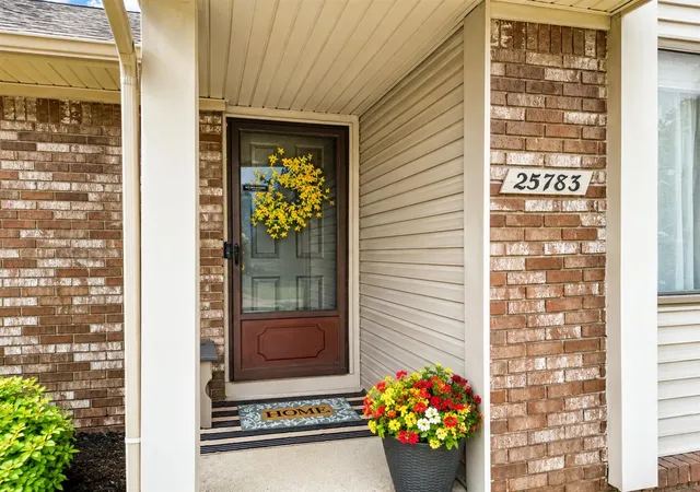 Photo 4 of Sale Pending at 25783 Mary St, Chesterfield, MI 48051 | MLS# 70549754 | Listing updated on 2026-09-03