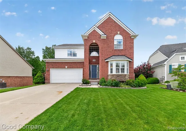 Homes for sale in Oxford, MI | 1020 Cross St, Oxford, MI 48371 | MLS# 61003649