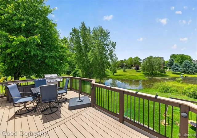 Homes for sale in Oxford, MI | 1020 Cross St, Oxford, MI 48371 | MLS# 61003649