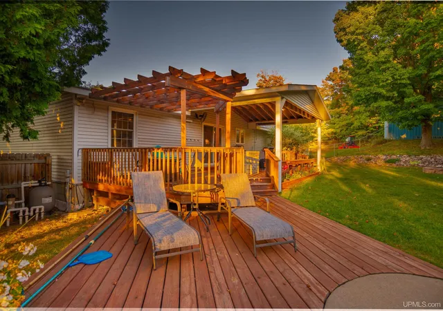 Homes for sale in Marquette, MI | 1005 Cleveland Ave, Marquette, MI 49855 | MLS# 50204449