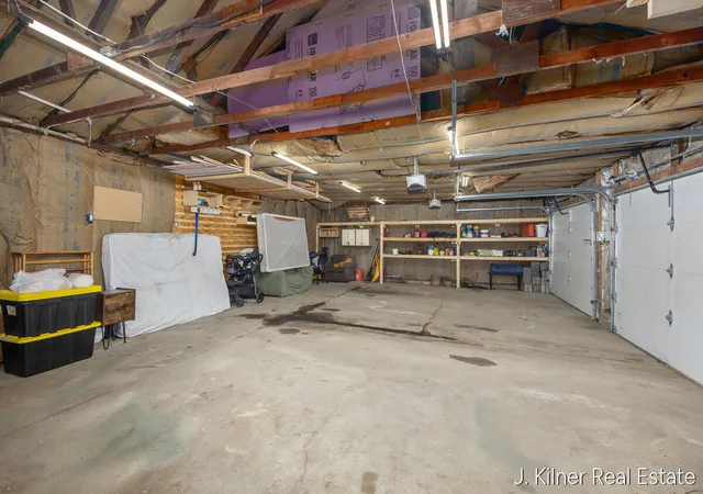 Homes for sale in Grand Rapids, MI | 20 Dean St, Grand Rapids, MI 49505 | MLS# 70523768