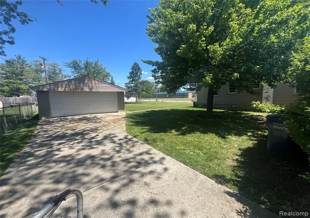Homes for sale in Lincoln Park, MI | 1004 Leblanc St, Lincoln Park, MI 48146 | MLS# 61003416