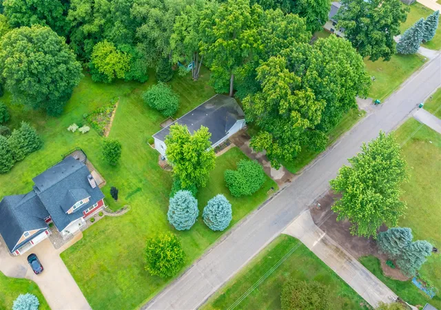 Homes for sale in Three Rivers, MI | 52135 Nancy Ln, Three Rivers, MI 49093 | MLS# 70541387