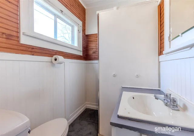 Homes for sale in Muskegon, MI | 1607 Elwood St, Muskegon, MI 49442 | MLS# 70455978