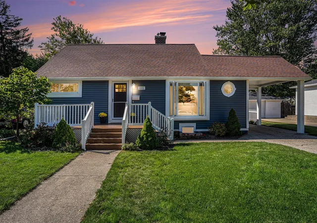 32nd image of 1805 Wisconsin St, Grand Haven, MI 49417 | MLS# 70524949