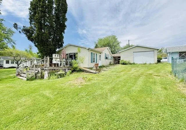 2nd image of 2375 Tamarack St, Lake Odessa, MI 48849 | MLS# 70552773