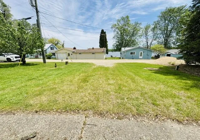 35th image of 2375 Tamarack St, Lake Odessa, MI 48849 | MLS# 70552773
