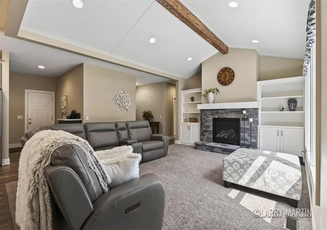 5th image of 5982 Canal Ave, Wyoming, MI 49418 | MLS# 70545779
