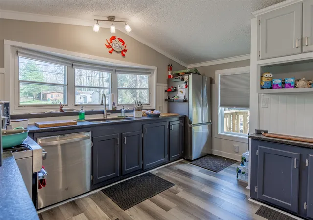 Photo 4 of Sale Pending at 75070 Marie Dr, Lawton, MI 49065 | MLS# 70548581 | Listing updated on 2026-09-09