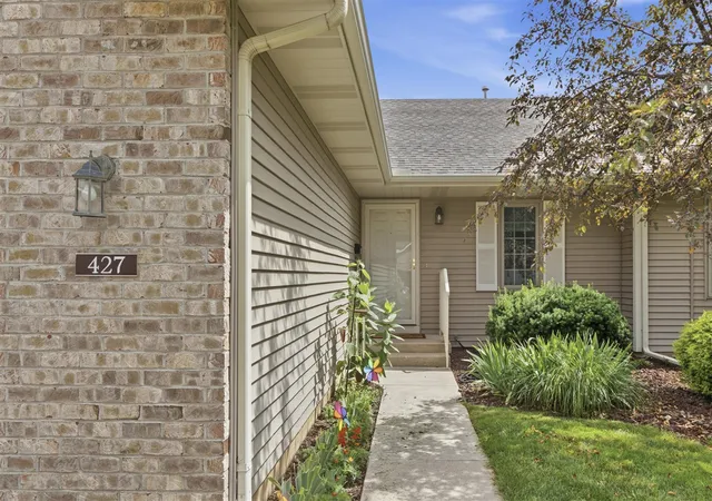 Homes for sale in Wayland, MI | 427 Falcon Dr, Wayland, MI 49348 | MLS# 70544427