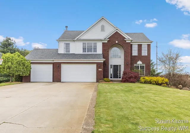 2nd image of 88 Summerwyn Dr, Caledonia, MI 49316 | MLS# 70530333