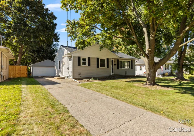 1st image of 3329 Boone Ave, Wyoming, MI 49519 | MLS# 70499862