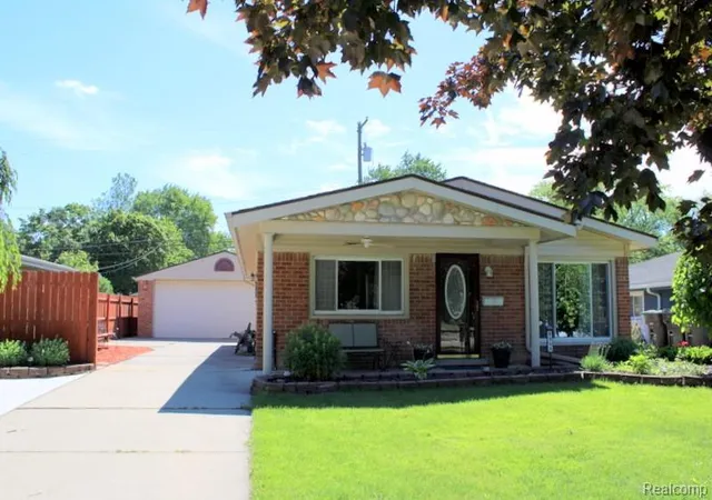 Homes for sale in Taylor, MI | 8951 Stevens St, Taylor, MI 48180 | MLS# 61005265
