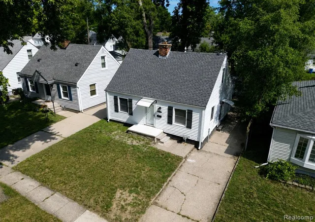 Photo 2 of Sale Pending at 34290 Richard St, Wayne, MI 48184 | MLS# 61009411 | Listing updated on 2026-08-20