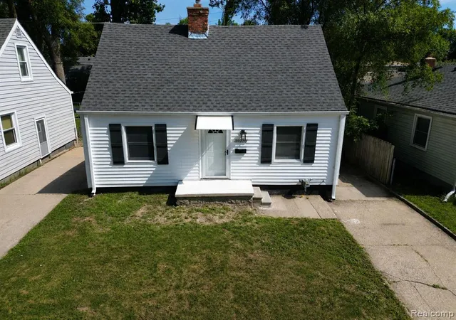 Photo 4 of Sale Pending at 34290 Richard St, Wayne, MI 48184 | MLS# 61009411 | Listing updated on 2026-08-20