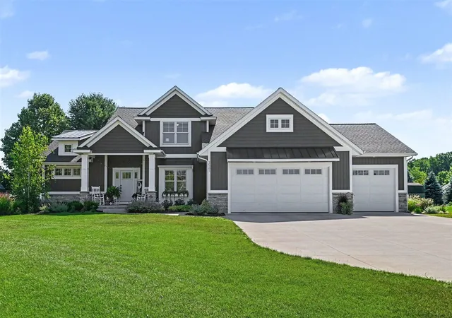 Photo 2 of Sale Pending at 3561 Woodfield Ct, Hamilton, MI 49419 | MLS# 70552189 | Listing updated on 2026-08-30