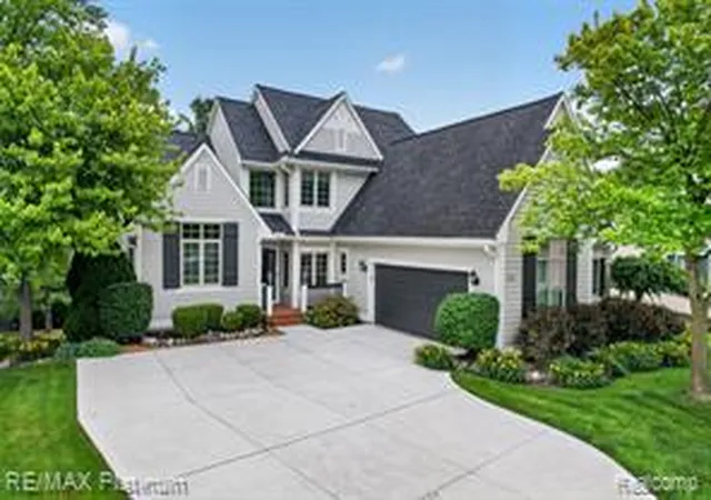 3rd image of 4455 Villa France Dr, Brighton, MI 48116 | MLS# 61008276