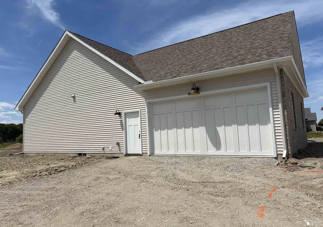 Homes for sale in Newport, MI | 8551 Grafton Rd, Newport, MI 48166 | MLS# 50209977