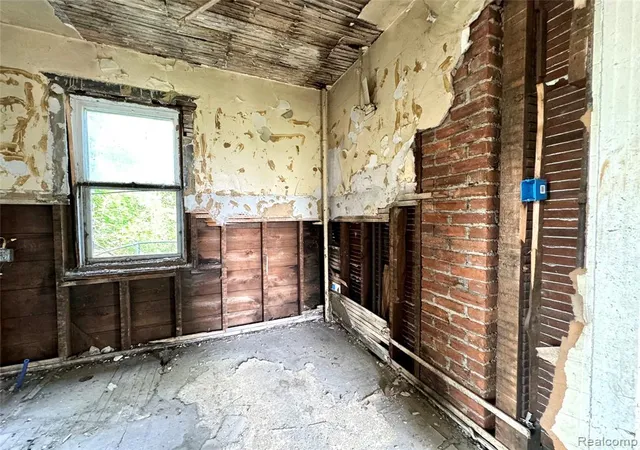 4th image of 1038 Marston St, Detroit, MI 48211 | MLS# 60400220