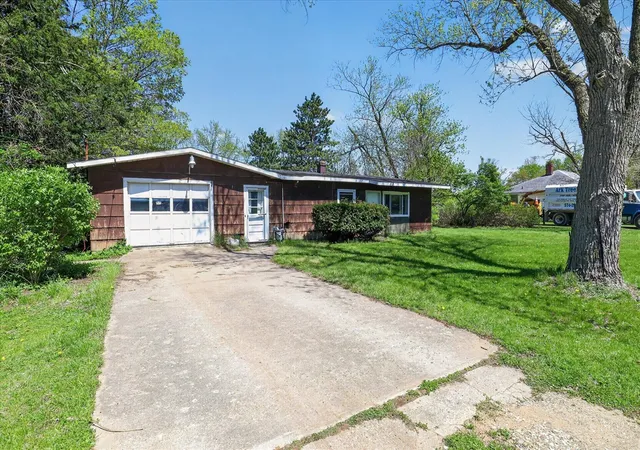 Homes for sale in Niles, MI | 1333 Florence Ave, Niles, MI 49120 | MLS# 70526768