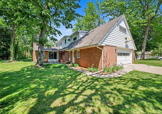 4th image of 5609 Evergreen St, Midland, MI 48642 | MLS# 50209400
