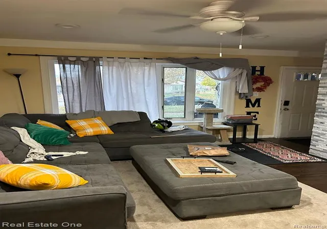 Photo 3 of Sale Pending at 22931 Champaign St, Taylor, MI 48180 | MLS# 60353585 | Listing updated on 2025-06-20