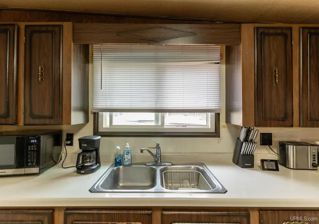 Photo 5 of Single family home for sale at 352 E 2nd Street, Caspian, MI 49915 | MLS# 50215553 | Listing updated on 2026-09-03