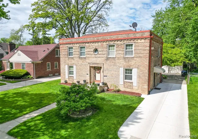 2nd image of 14635 Warwick St, Detroit, MI 48223 | MLS# 60992687