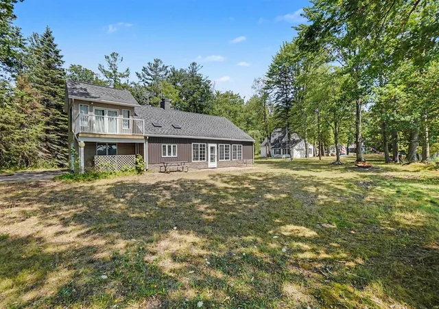 Photo 4 of Sale Pending at 20281 E Chippewa Dr, Chippewa Lake, MI 49320 | MLS# 70551289 | Listing updated on 2026-08-17