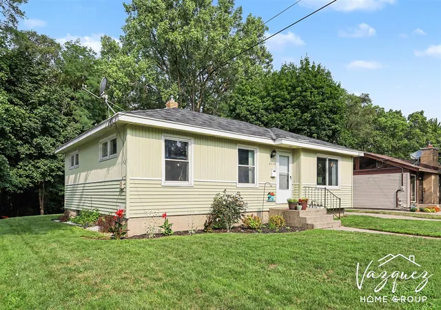Photo 3 of Sale Pending at 4113 Heron Ave, Wyoming, MI 49509 | MLS# 70552203 | Listing updated on 2026-08-25