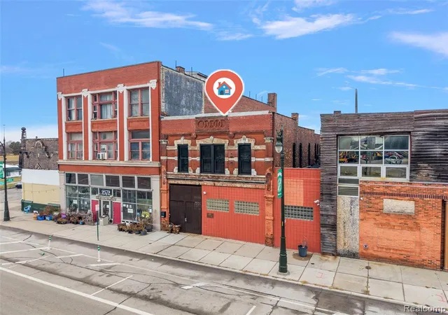 3rd image of 2566 Michigan Ave, Detroit, MI 48216 | MLS# 61010285