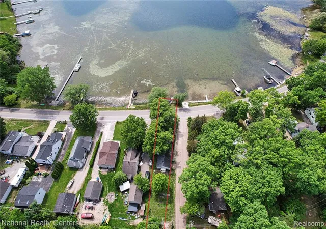 Homes for sale in Hartland, MI | 1494 Maxfield Rd, Hartland, MI 48353 | MLS# 60999727