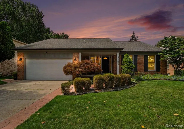 1st image of 5309 Orchard Crest Dr, Troy, MI 48085 | MLS# 61023020