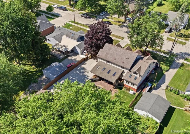 67th image of 1010 Genesee Dr, Royal Oak, MI 48073 | MLS# 61018463