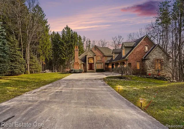 1st image of 12901 Sleigh Trl, Milford, MI 48380 | MLS# 60974793